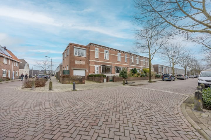 Foto 1 van Biezenstraat 110