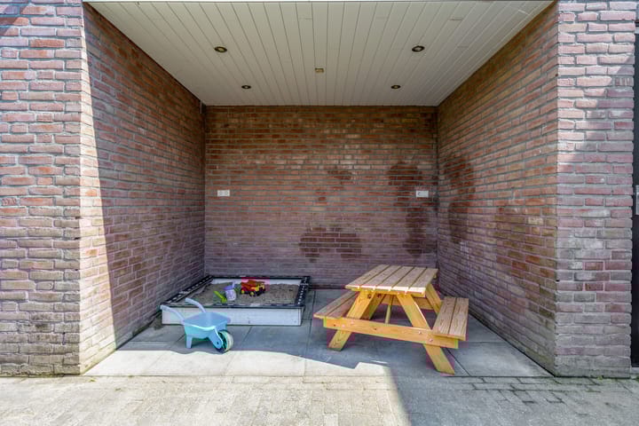 Photo 29 of Stakenburgstraat 19