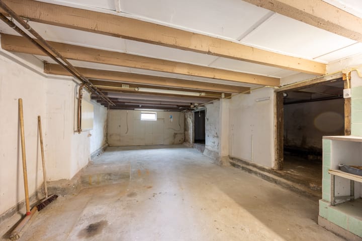 Foto 36 van Biezenstraat 110