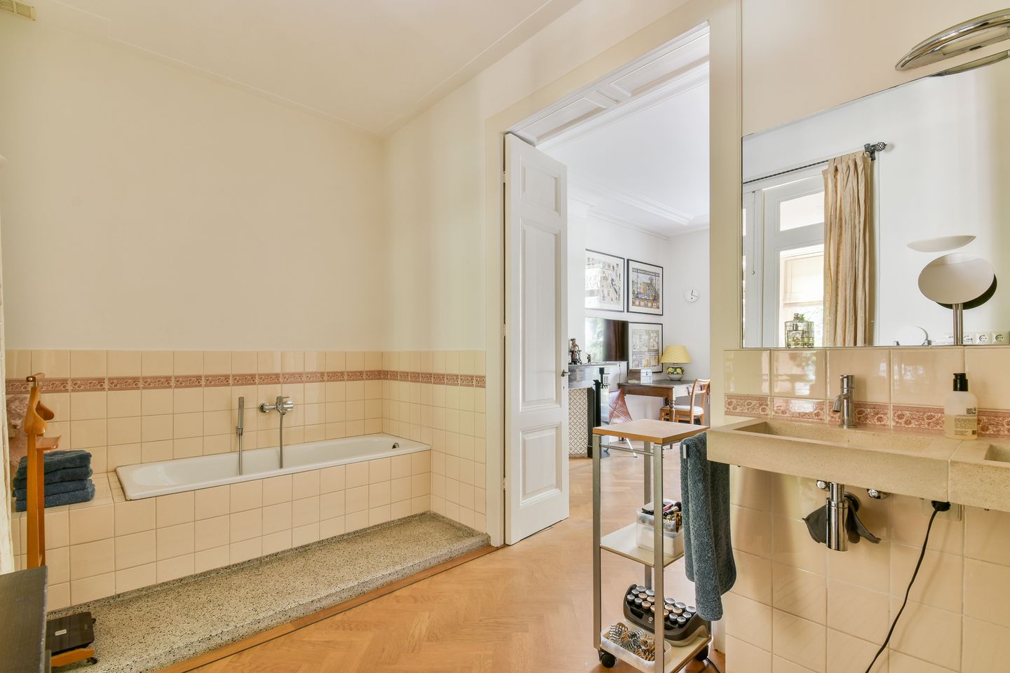 Foto 29 van Nicolaas Maesstraat 96-H