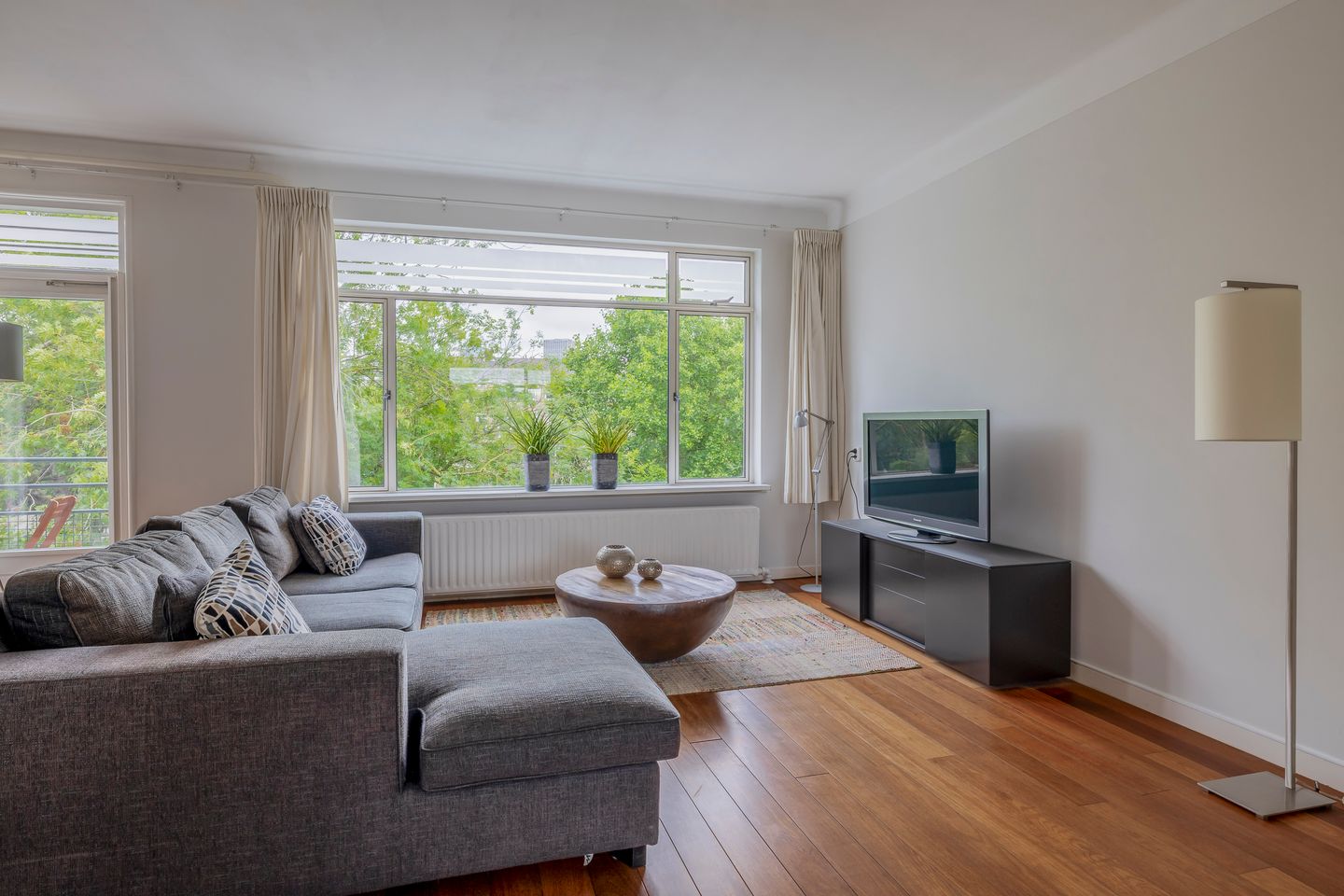 Photo 14 of Statensingel 147-02L