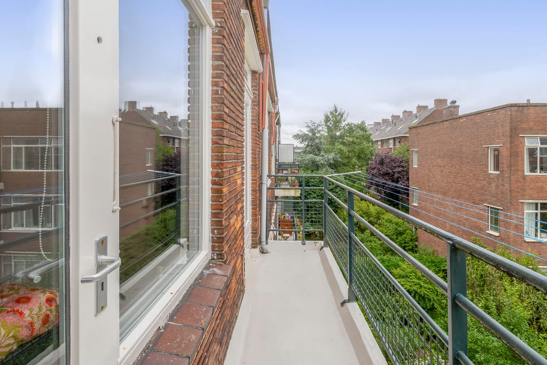 Photo 32 of Statensingel 147-02L