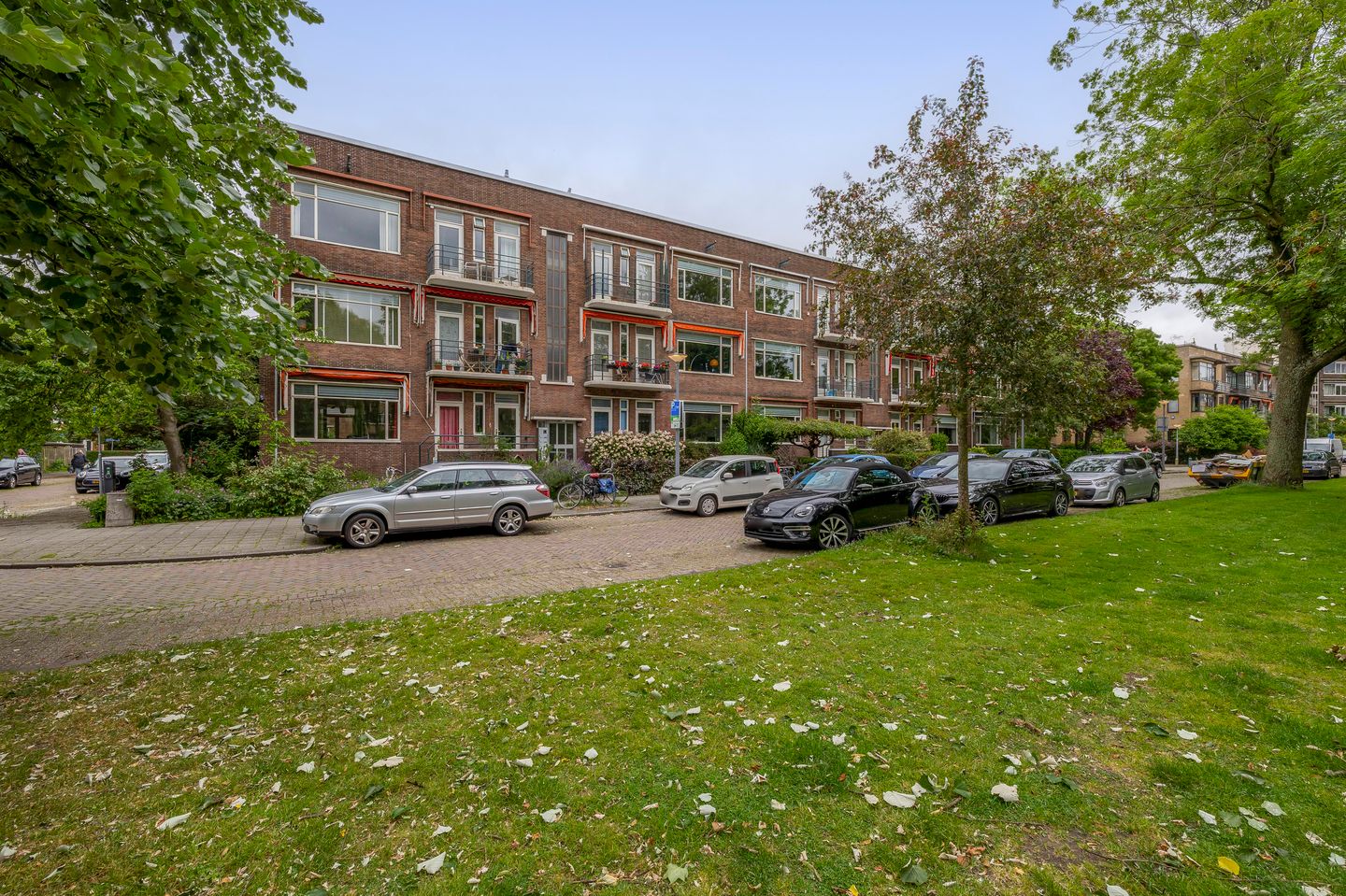 Photo 44 of Statensingel 147-02L