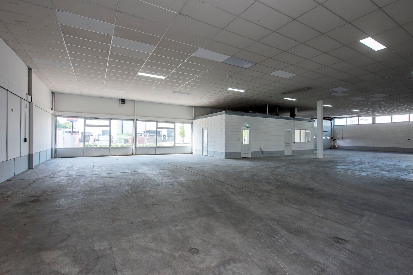 Bekijk foto 2 van Edisonstraat 30