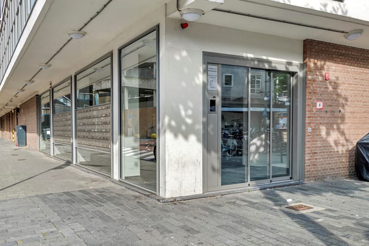 Foto 16 van Karel Doormanstraat 388-D