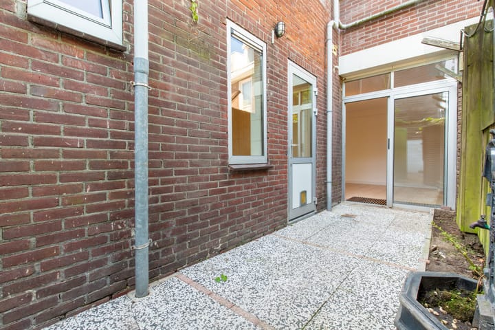 Photo 7 of Professor Kernkampstraat 35