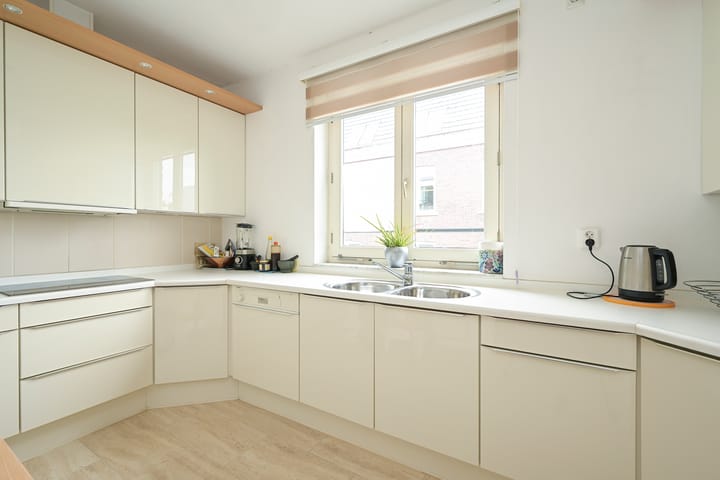 Photo 3 of Nieuwe Uitleg 6-H