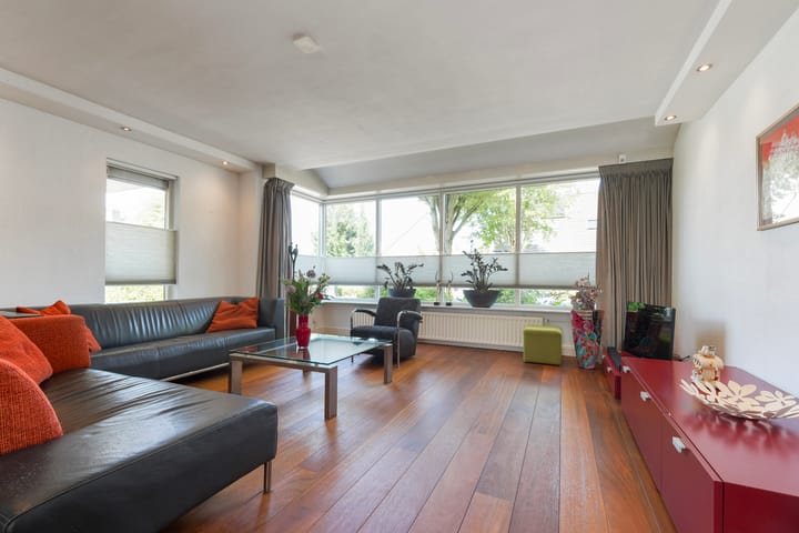 Foto 2 van Newtonlaan 59