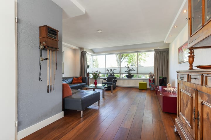 Foto 8 van Newtonlaan 59