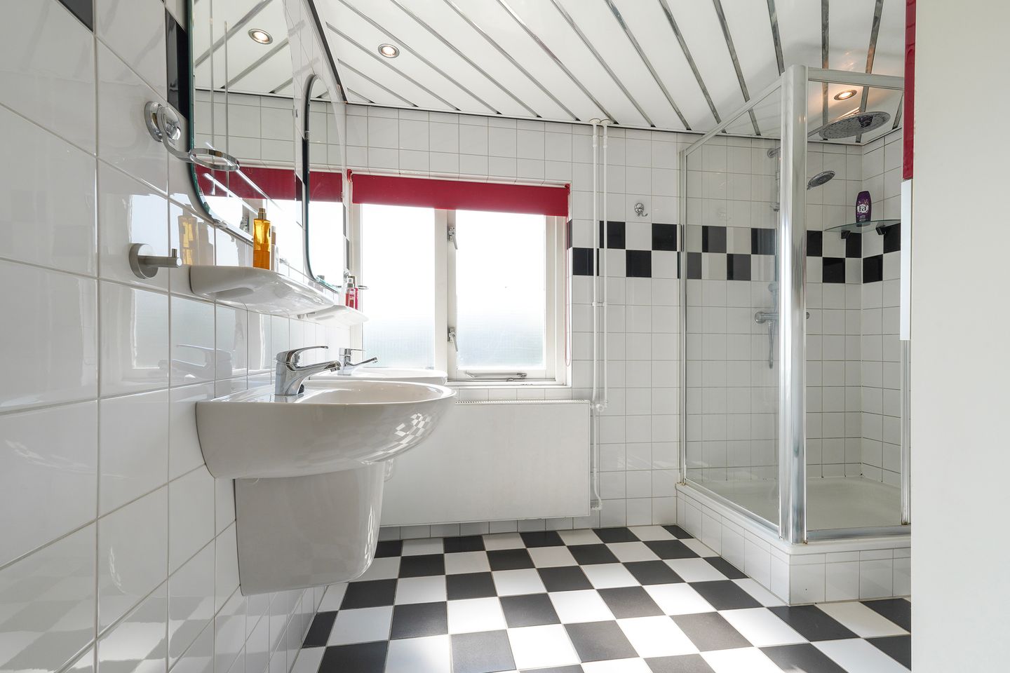 Foto 19 van Newtonlaan 59