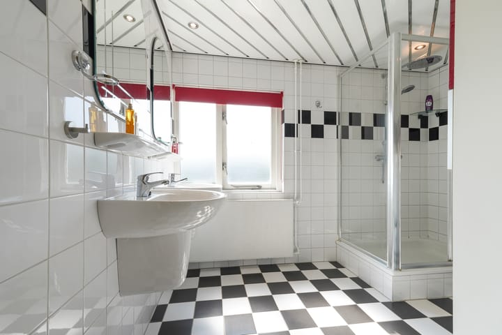 Foto 19 van Newtonlaan 59