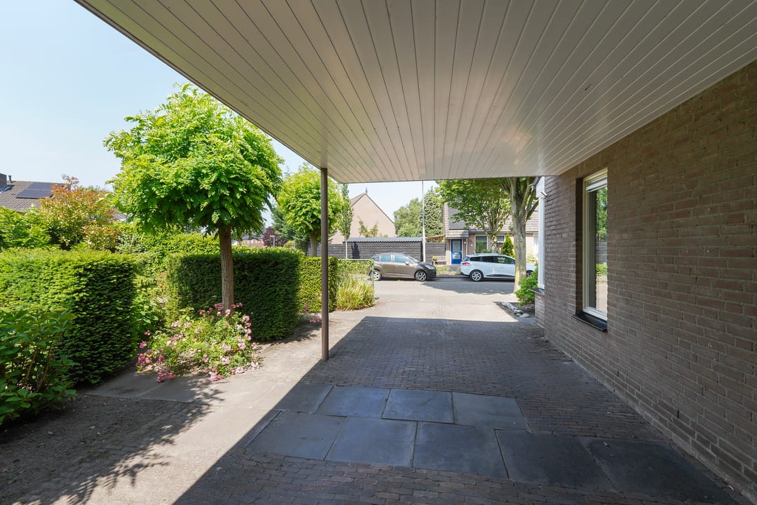 Foto 32 van Newtonlaan 59