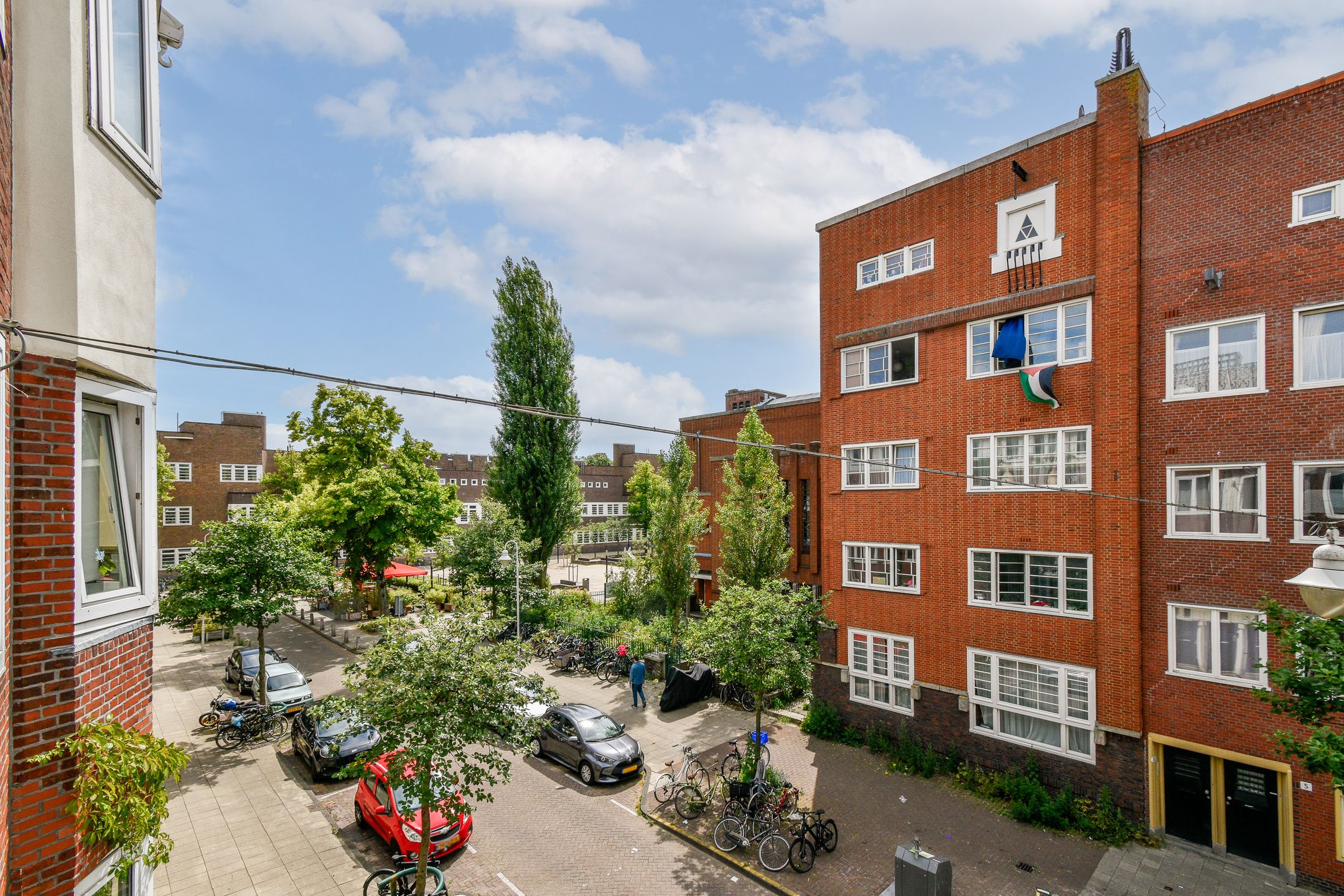 Foto 6 van James Cookstraat 18-2