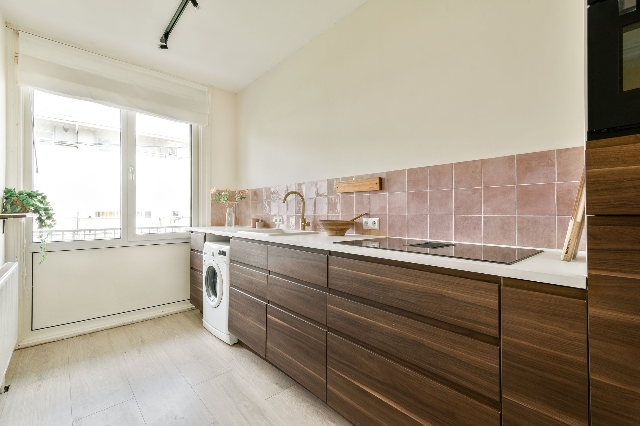 Foto 9 van James Cookstraat 18-2