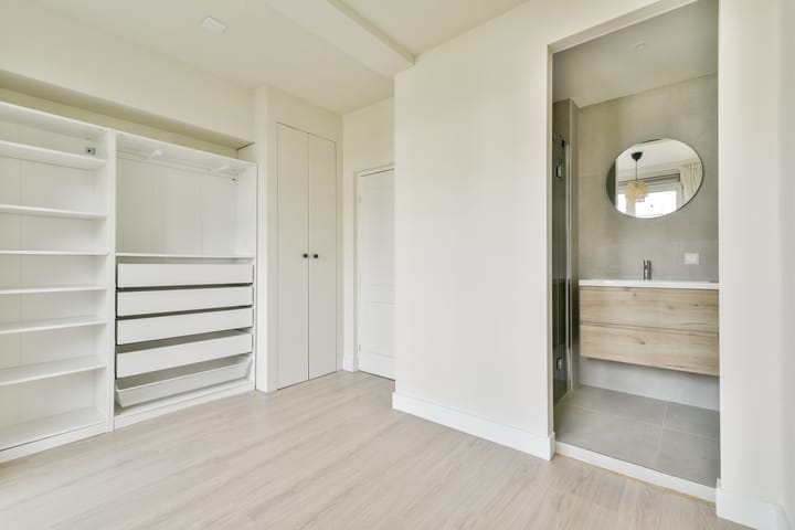 Foto 13 van James Cookstraat 18-2