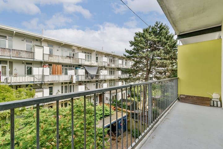 Foto 16 van James Cookstraat 18-2