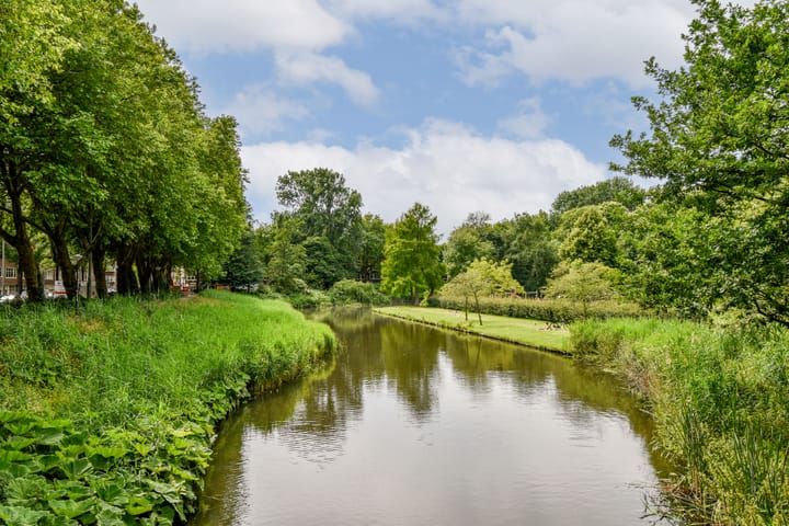 Foto 19 van James Cookstraat 18-2