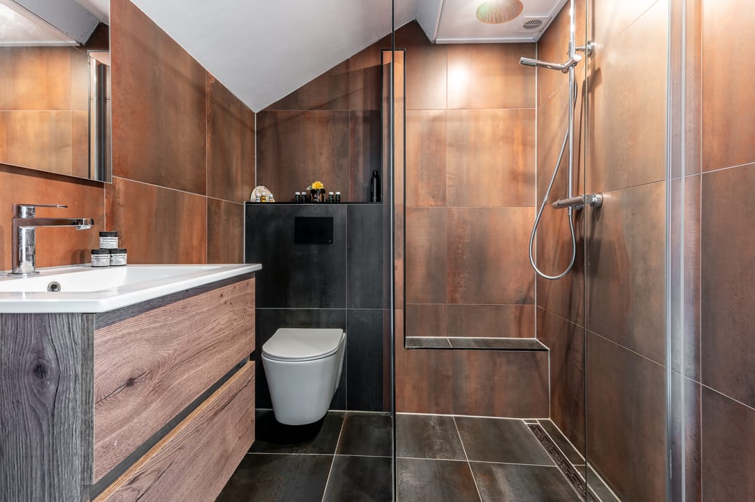 Photo 22 of Karveel 15 12