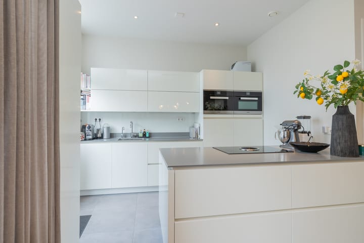 Photo 19 of van Speijkstraat 10