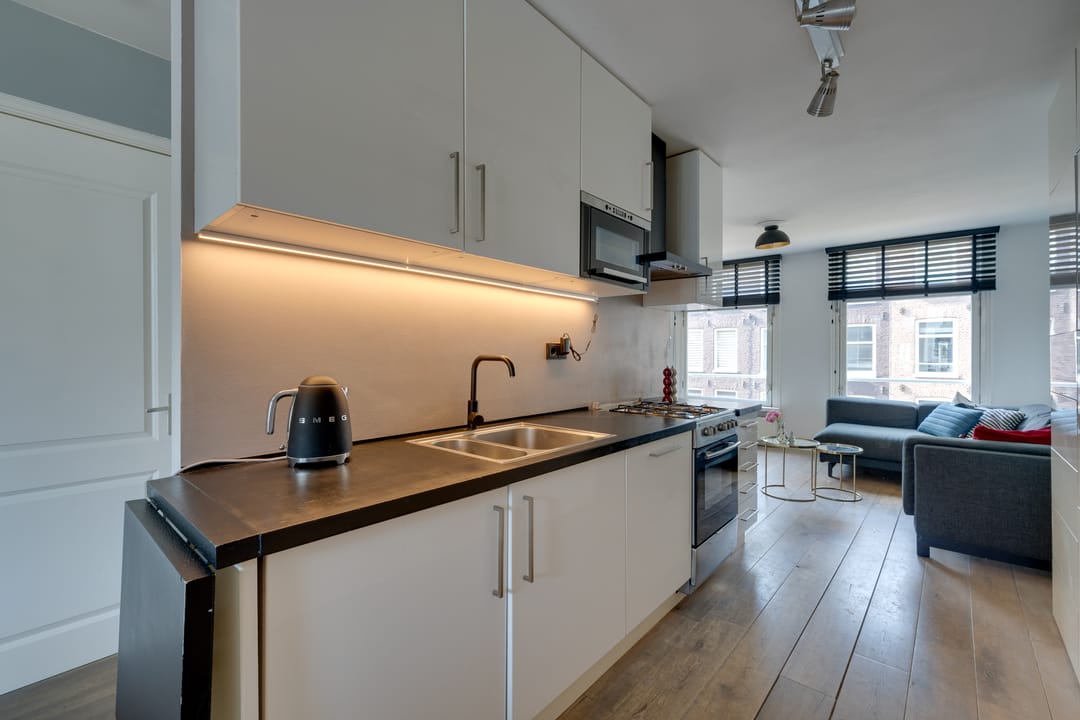 Photo 13 of Saenredamstraat 59-A2