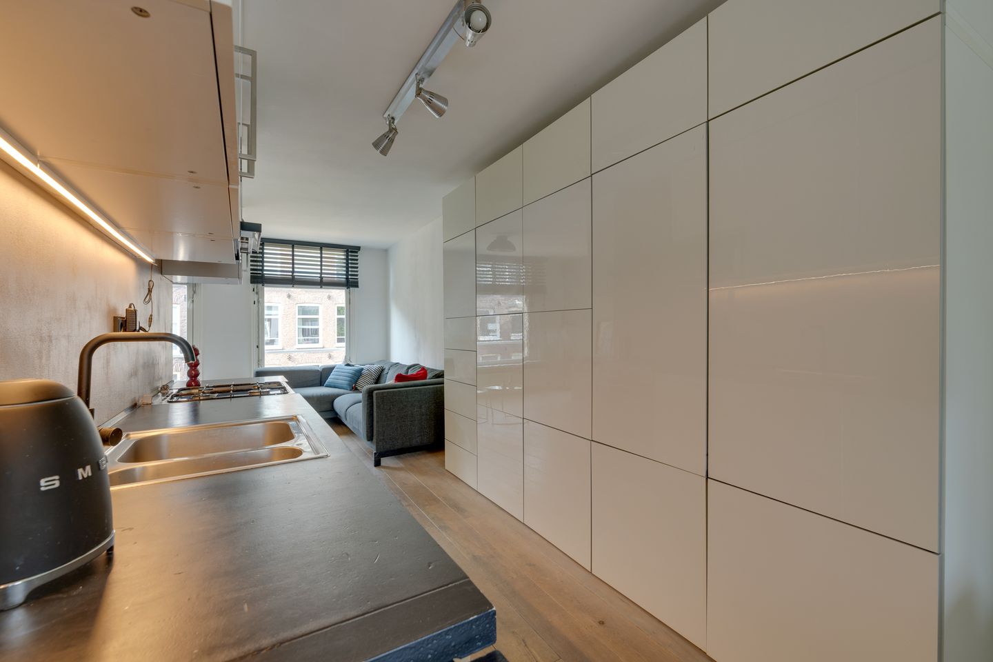 Photo 14 of Saenredamstraat 59-A2