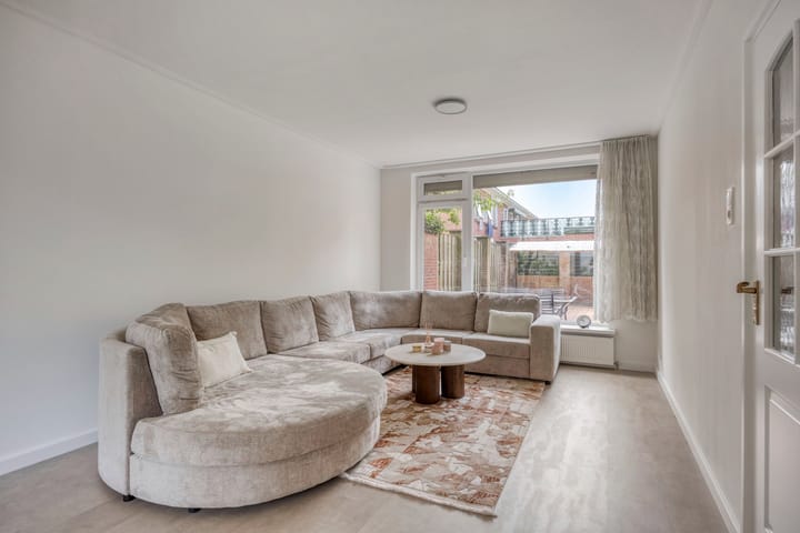 Foto 10 van Uranusstraat 10