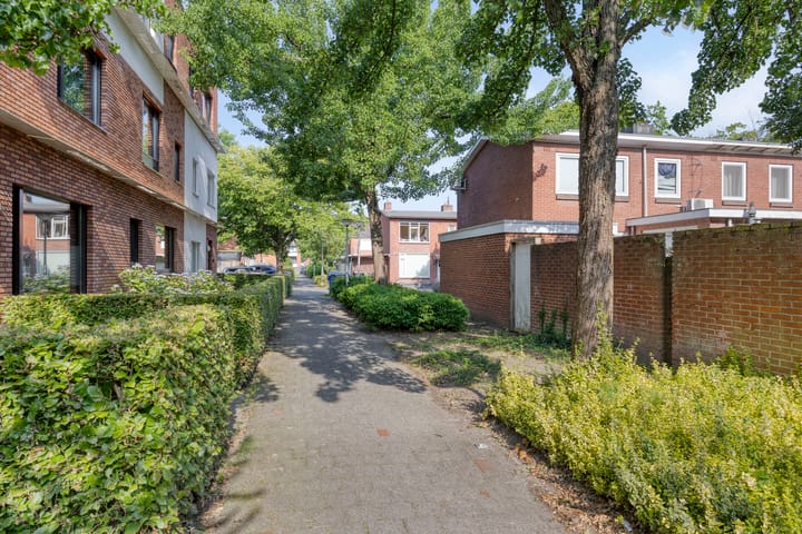 Foto 35 van Uranusstraat 10