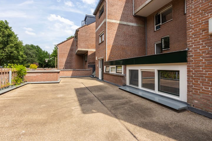 Foto 25 van Albert van Dalsumlaan 597