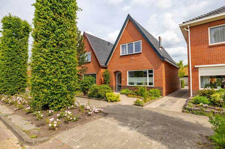 Photo 5 of Marcus Buschstraat 82