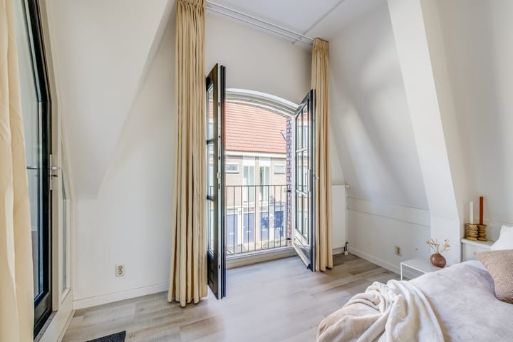 Foto 26 van Bekkerstraat 17