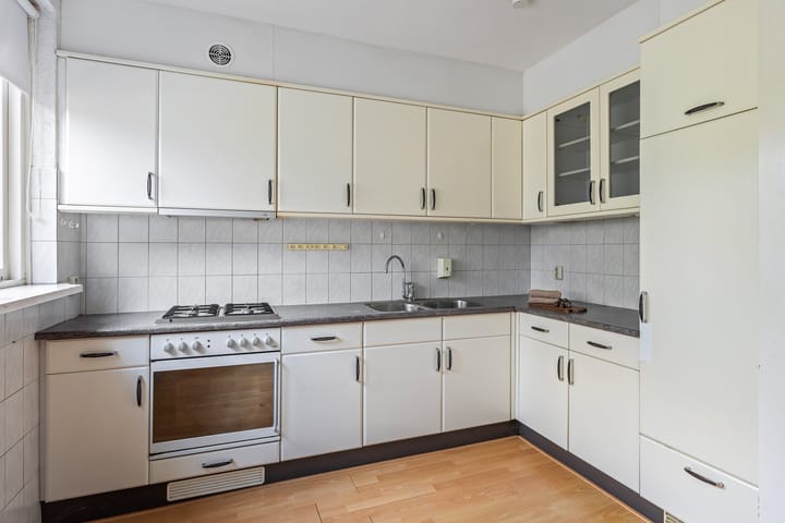 Foto 12 van Pierre Monteuxstraat 32