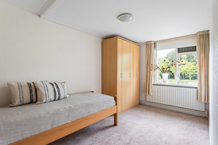 Foto 16 van Pierre Monteuxstraat 32