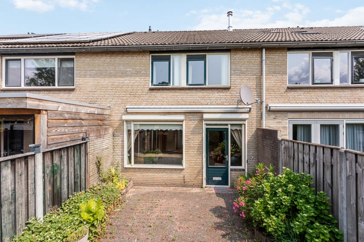 Foto 19 van Pierre Monteuxstraat 32