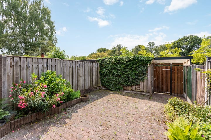 Foto 20 van Pierre Monteuxstraat 32