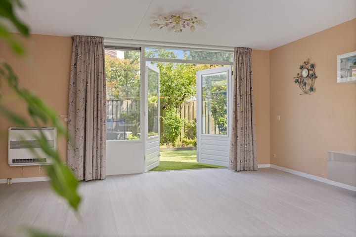 Foto 10 van State 63