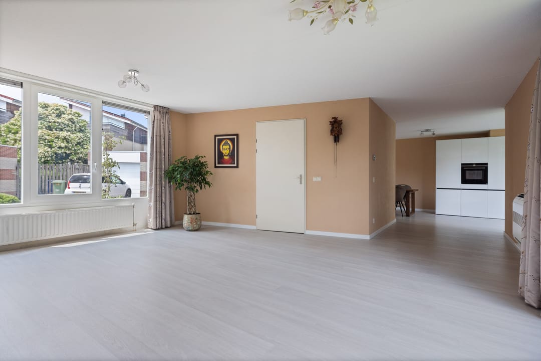 Foto 11 van State 63