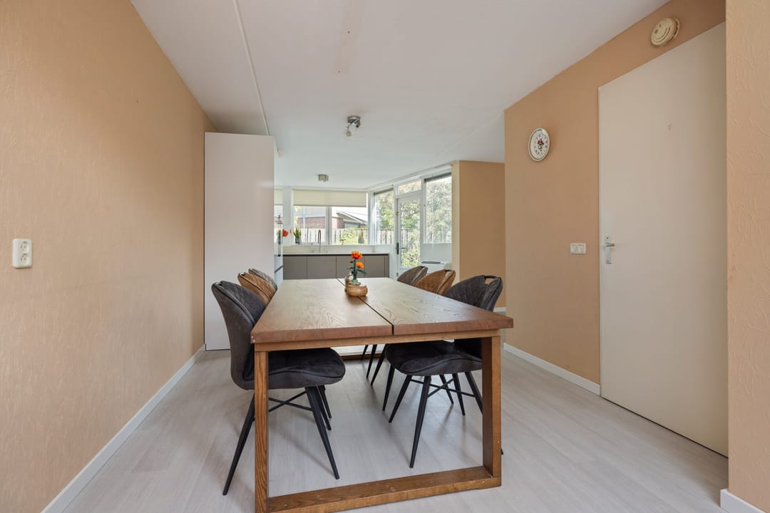 Foto 13 van State 63