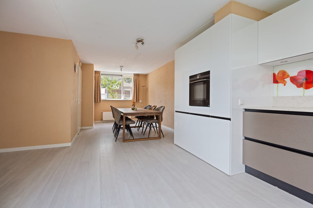 Foto 17 van State 63