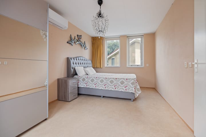 Foto 24 van State 63