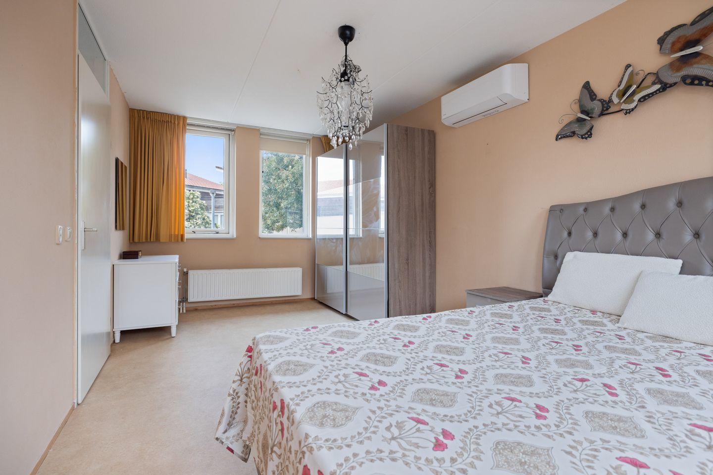 Foto 25 van State 63