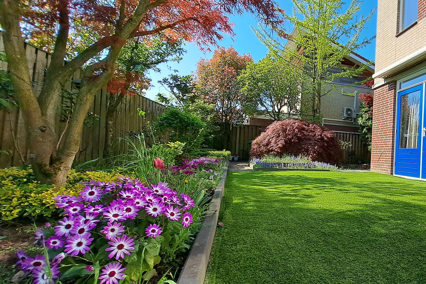 Foto 40 van State 63