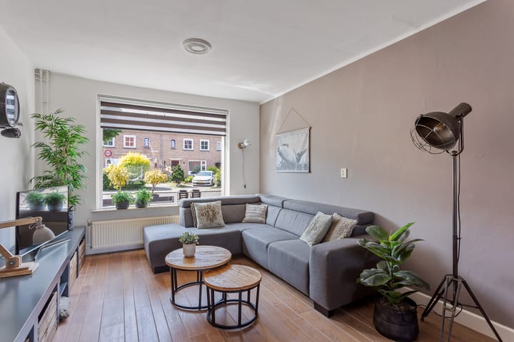 Foto 6 van Irisstraat 28