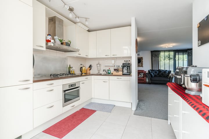 Foto 3 van Roodkapje 2