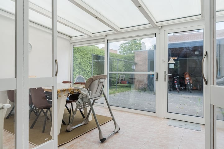 Foto 12 van Roodkapje 2