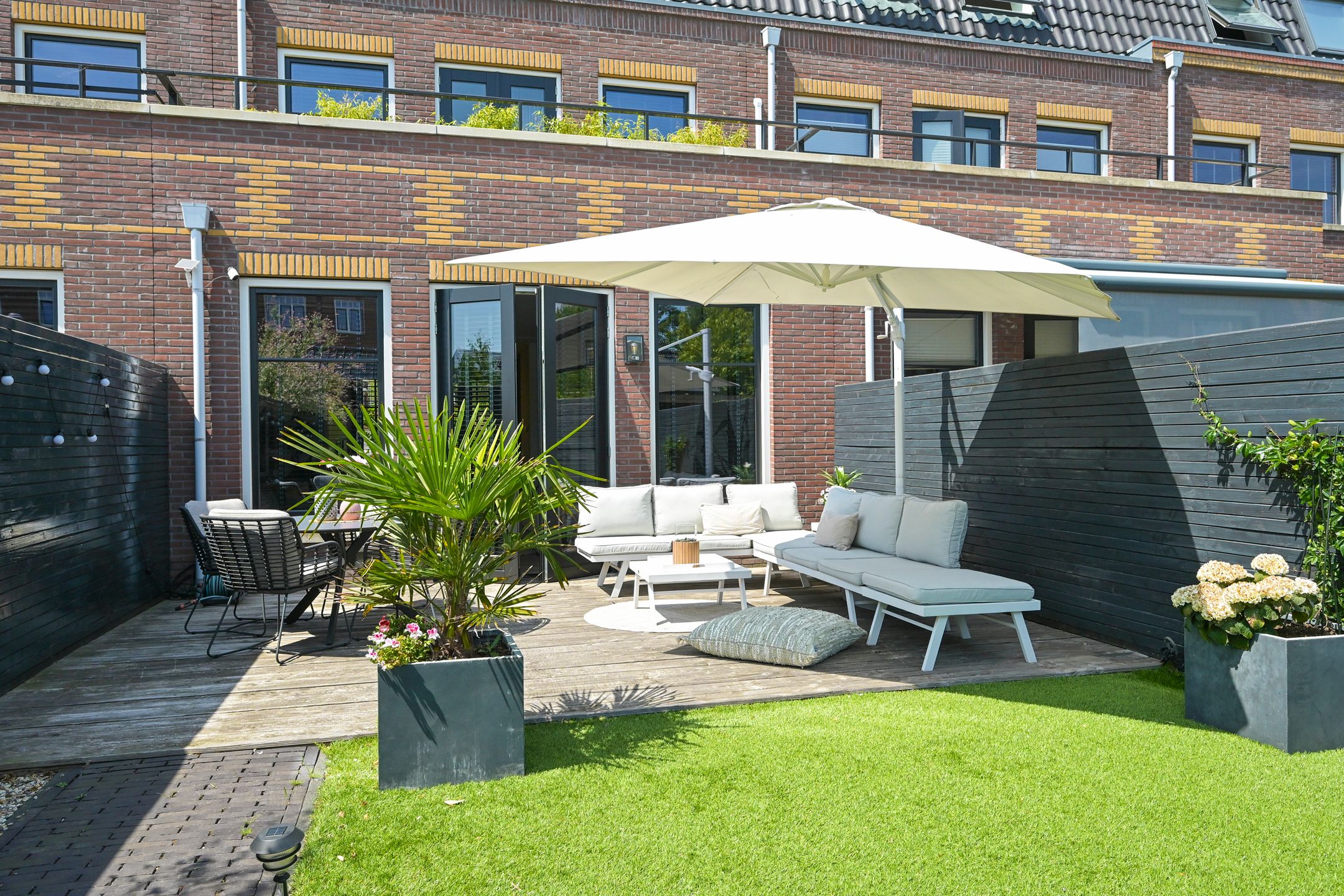 Foto 24 van Thomas Mannsingel 44