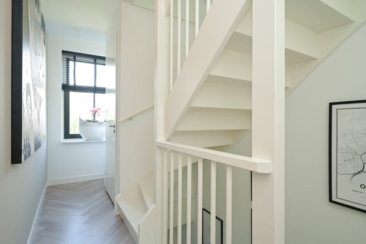 Foto 25 van Thomas Mannsingel 44