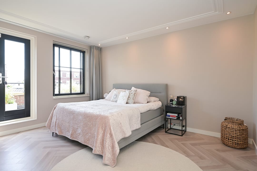 Foto 26 van Thomas Mannsingel 44