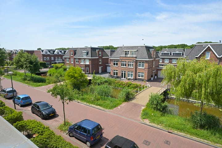 Foto 40 van Thomas Mannsingel 44