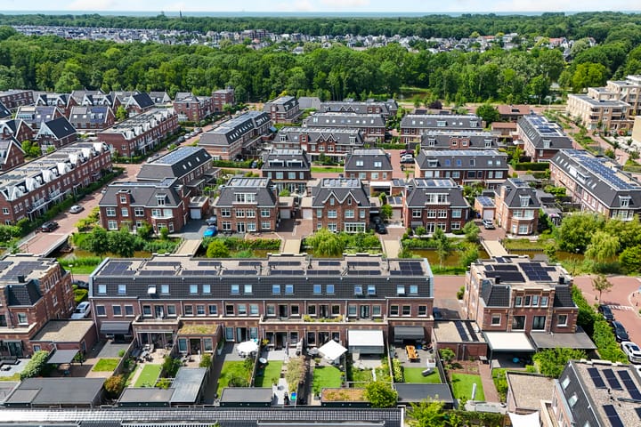 Foto 48 van Thomas Mannsingel 44