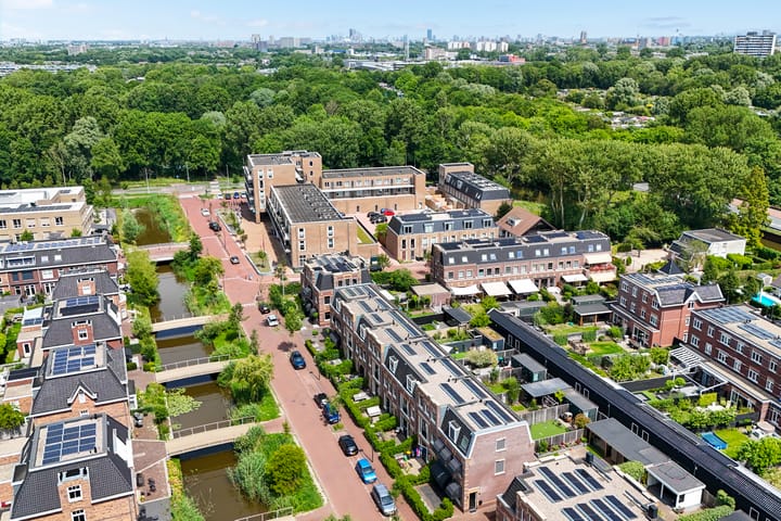 Foto 49 van Thomas Mannsingel 44